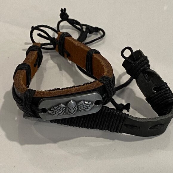 Handcrafted Leather 2 Bracelets set With Eagle open wings Emblem  Adjustable - Picture 3 of 7